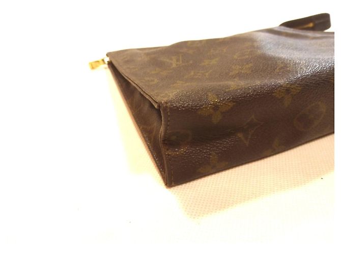 Louis Vuitton Pochette 26 Monogramma - 834 Marrone - vista 9