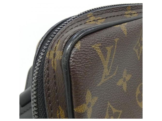 Borsa laterale utilitaria Louis Vuitton Monogram Solar Ray Marrone Nero - vista 4