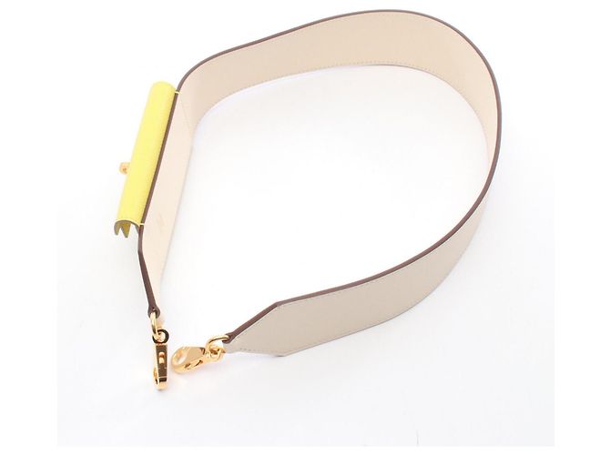 Cinghia a Spalla Kelly Pocket di Hermès Crudo Giallo - vista 2