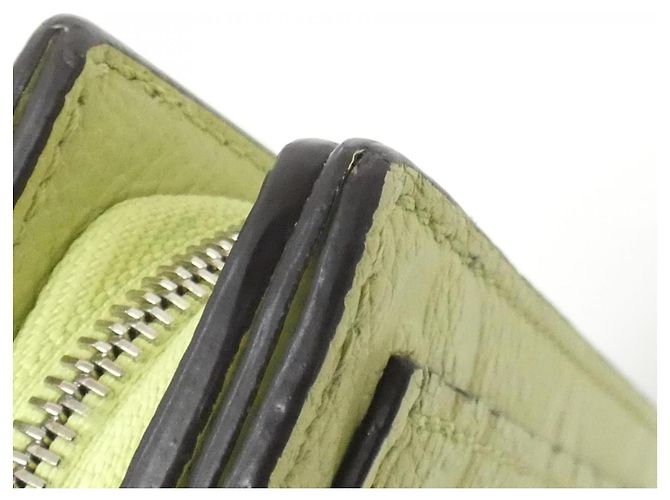 Cartera Claire Monogram Empreinte Louis Vuitton Verde Verde claro - vista 3