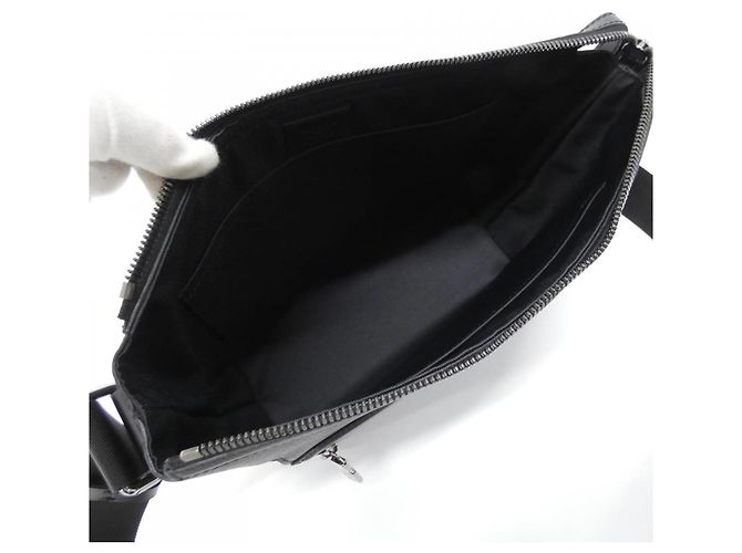 Borsa a spalla Odyssey PM Monogram Eclipse di Louis Vuitton Nero - vista 5
