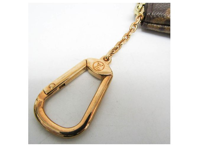 Llave Monograma Louis Vuitton Castaño - vista 4