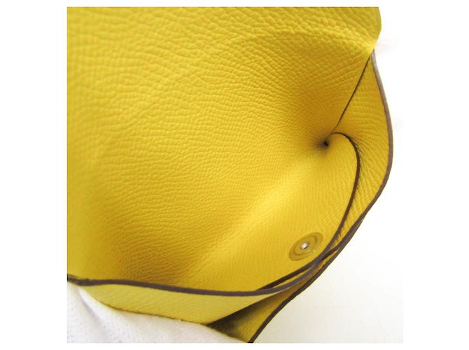 Hermès Tarjetero Calvi Duo de cuero Epsom Hermes Amarillo - vista 4