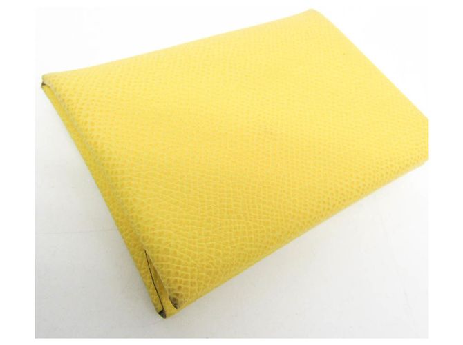 Hermès Tarjetero Calvi Duo de cuero Epsom Hermes Amarillo - vista 6