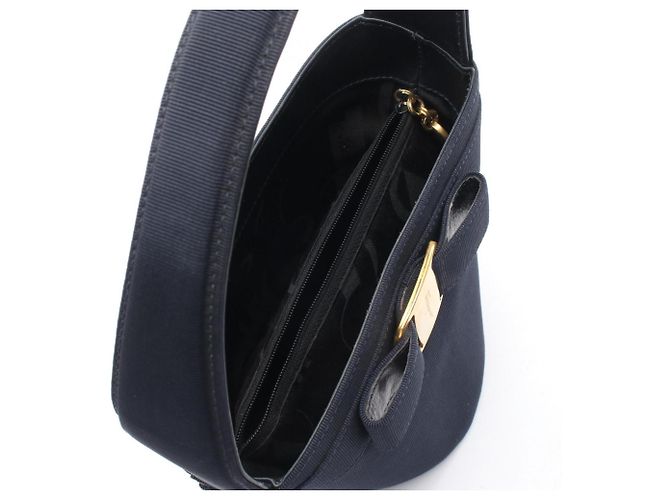 Borsa Vara Ribbon di Salvatore Ferragamo Nero - vista 3