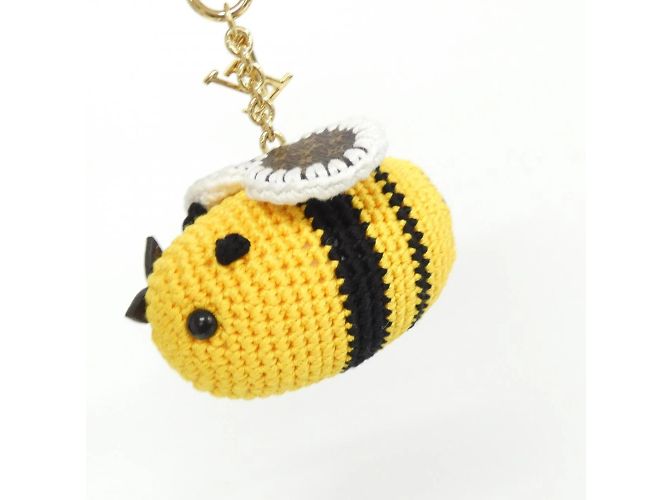 Louis Vuitton Monogram Accessory Bag Charm Bee Yellow - view 3