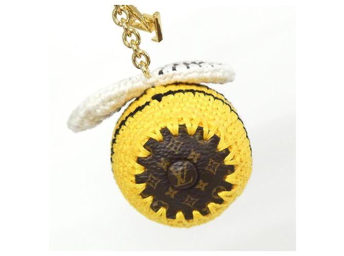 Louis Vuitton Monogram Accessory Bag Charm Bee Yellow - view 4