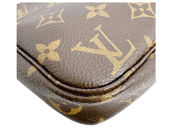 Pochette Accessoires Monogram in Tela Louis Vuitton Marrone - vista 8