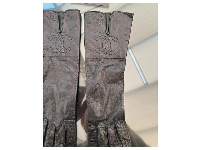 Vintage Chanel Lammleder lange Handschuhe - Besticktes CC - Größe 6.5 Schwarz - Ansicht 3