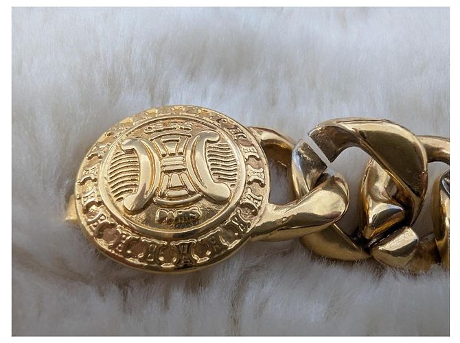 Céline Celine Armband mit Triomph Logo- Medaillon-Verschluss Golden - Ansicht 4