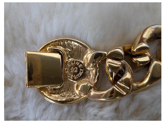 Céline Celine Armband mit Triomph Logo- Medaillon-Verschluss Golden - Ansicht 5