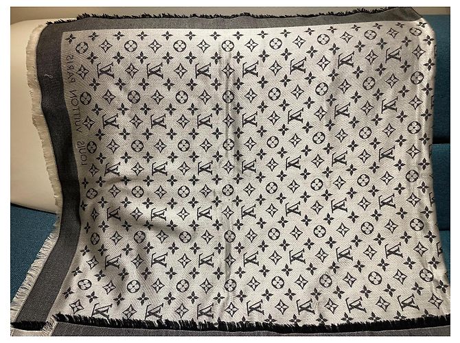 Sofia Coppola Louis Vuitton Seidentuch Silber - Ansicht 4