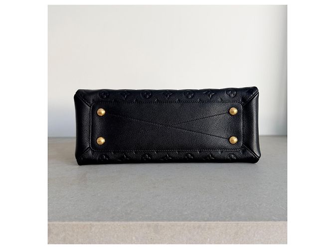Louis Vuitton Vosges MM Monogram empreinte Nero - vista 8