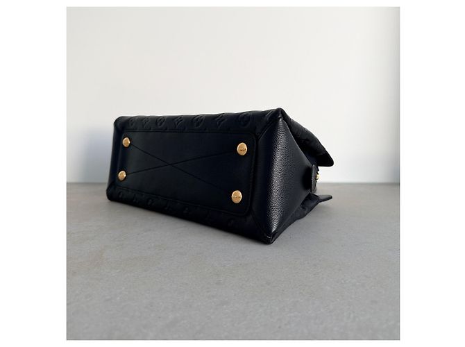 Louis Vuitton Vosges MM Monogram empreinte Nero - vista 9