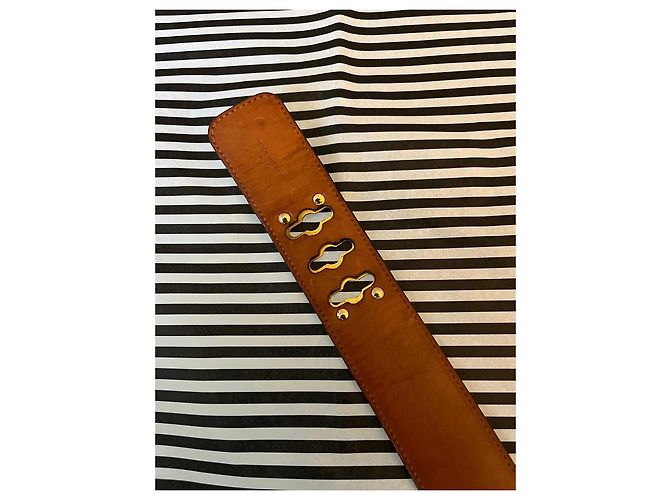 Céline Cinto de couro Celine com hardware dourado e corrente Preto Gold hardware - vista 10