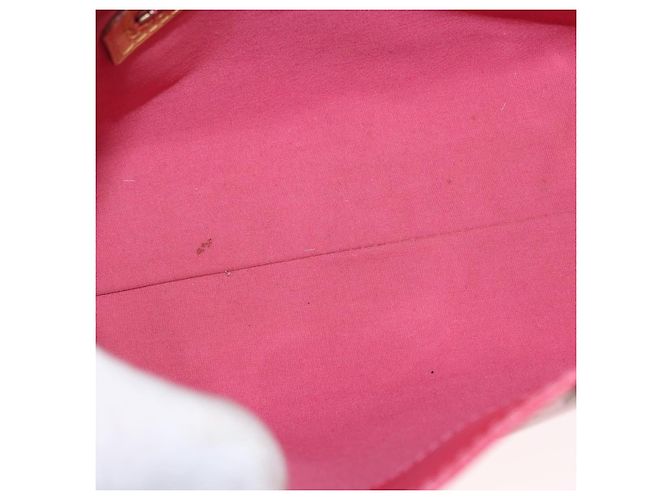 Borsa Reade Monogram Vernis PM di Louis Vuitton Rosa - vista 5