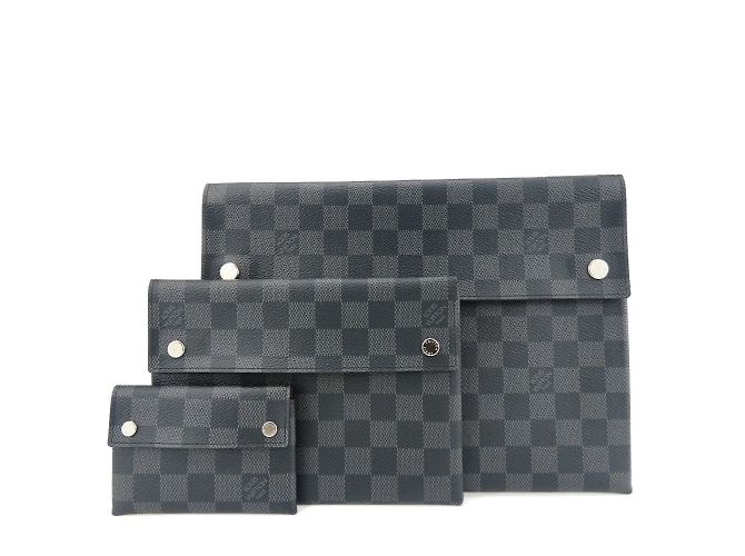 Borsa Clutch Alpha Triple di Louis Vuitton Marrone Nero - vista 2