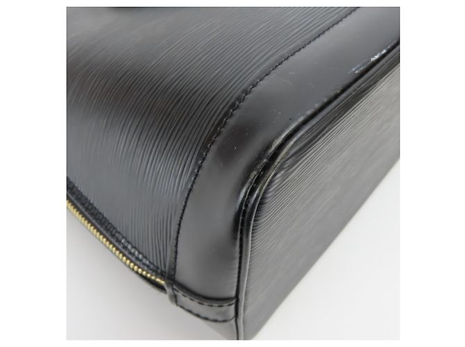 Borsa Louis Vuitton Alma in pelle Epi nera Nero - vista 9