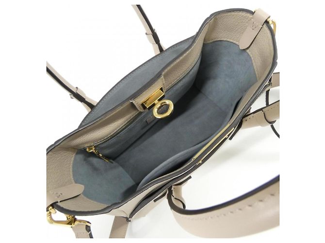 Borsa Louis Vuitton On My Side PM M57729 Grigio - vista 6