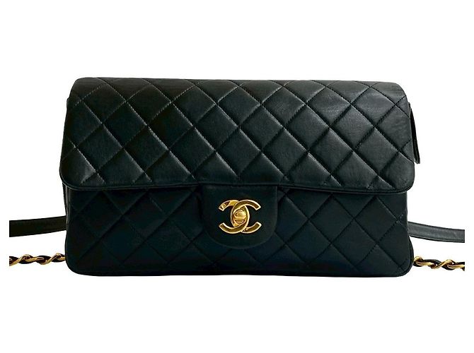 Timeless Chanel Matelassé Lammleder Rucksack Schwarz - Ansicht 2