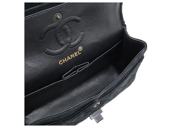 Borsa a spalla in agnello matelassé Chanel 2.55 Nero - vista 6