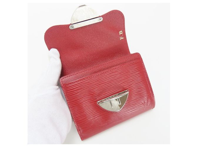 Portafoglio Joy Tri-fold Louis Vuitton Rosso - vista 15