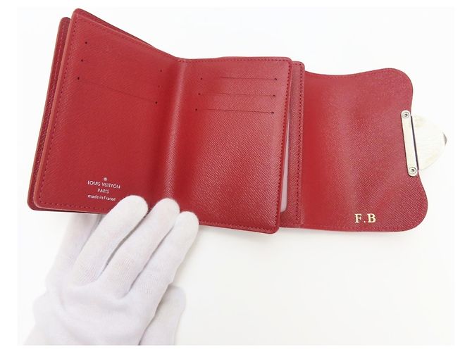 Portafoglio Joy Tri-fold Louis Vuitton Rosso - vista 22