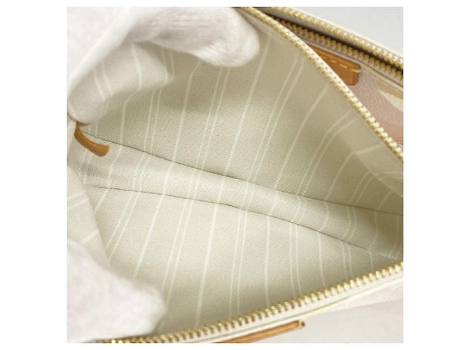 Multi Pochette Borsa a Spalla Multi-Pochette Accessoires By the Pool di Louis Vuitton Beige - vista 9