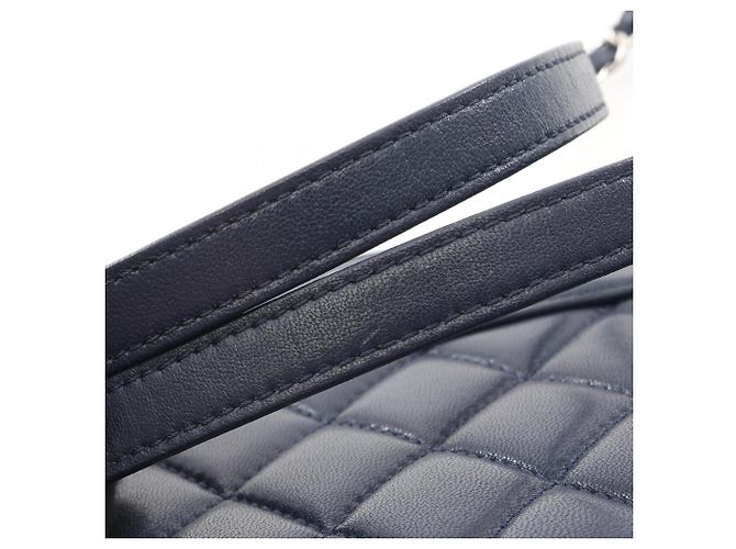 CHANEL Mademoiselle Vintage Große Einkaufstasche Marineblau - Ansicht 7