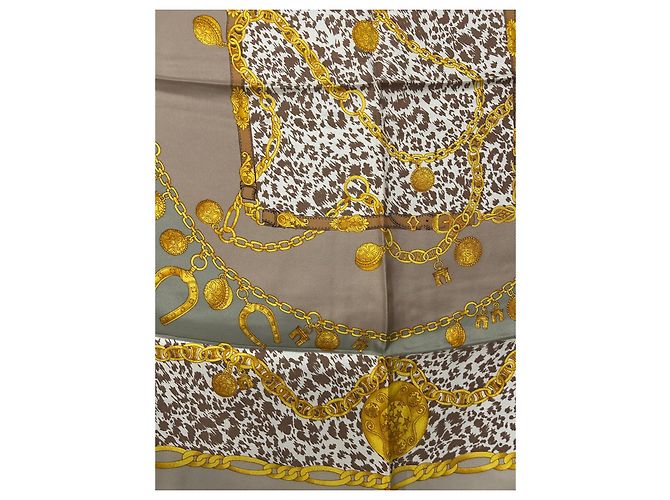 Foulard Céline in seta stampa animalier e catene dorate Marrone Bianco Beige D'oro - vista 3