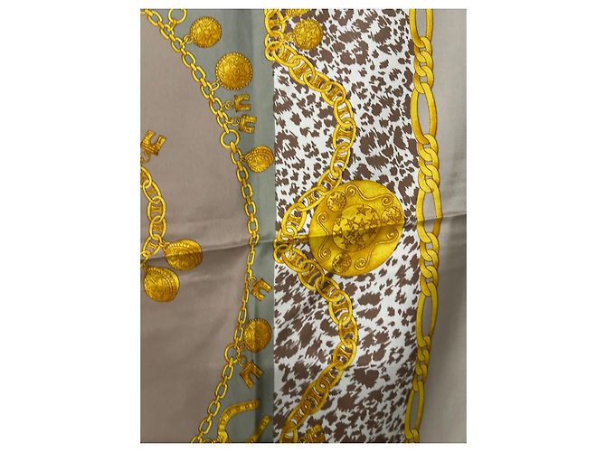 Foulard Céline in seta stampa animalier e catene dorate Marrone Bianco Beige D'oro - vista 6