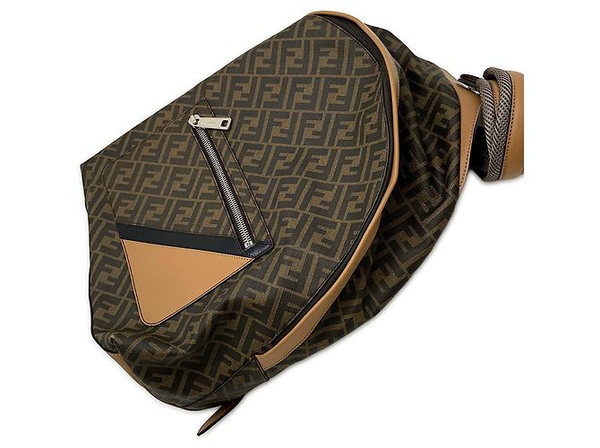 Fendi Zucca Chiodo Diagonal Rucksack - Ansicht 6
