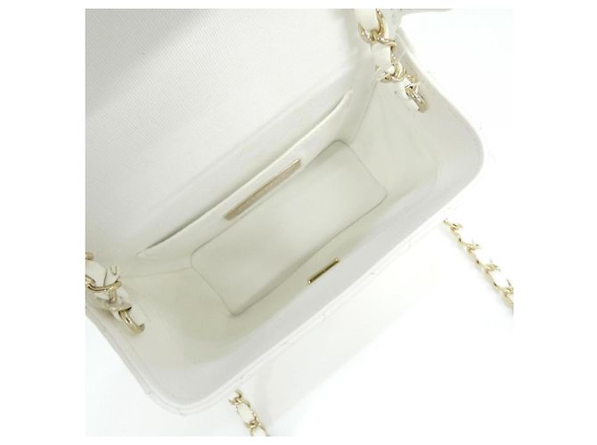 Borsa a spalla in pelle bianca Chanel AS2877 Bianco - vista 9
