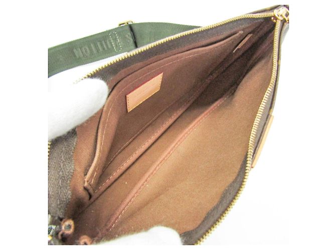 Multi Pochette Pochette Accessoires Multi Monogram Louis Vuitton per donne, Borsa a spalla Khaki, Monogramma Verde - vista 3