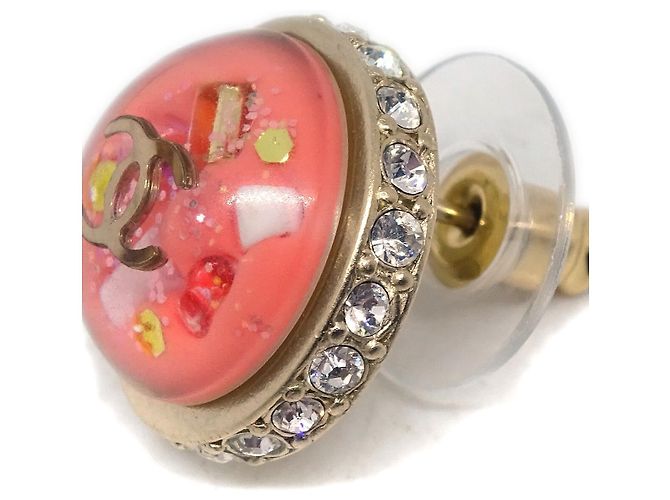 Orecchini a bottone in metallo con cristalli e logo CC di Chanel Rosa - vista 2