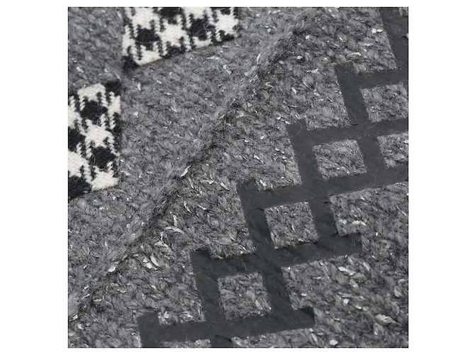 Chanel Sciarpa in cashmere per donne, grigio, nero e bianco, - vista 5