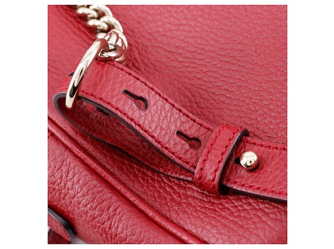Mochila GUCCI Soho em couro vermelho com corrente entrelaçada para mulheres - vista 8