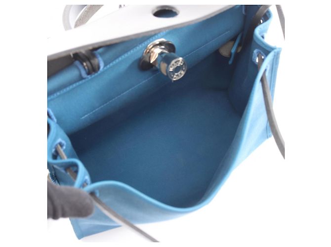 Borsa a mano Hermès Airbag Zip PM Nero Blu - vista 3