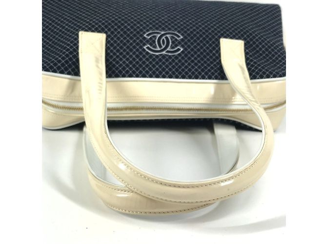 Borsa Boston Matelassé Chanel Bianco Blu navy - vista 11