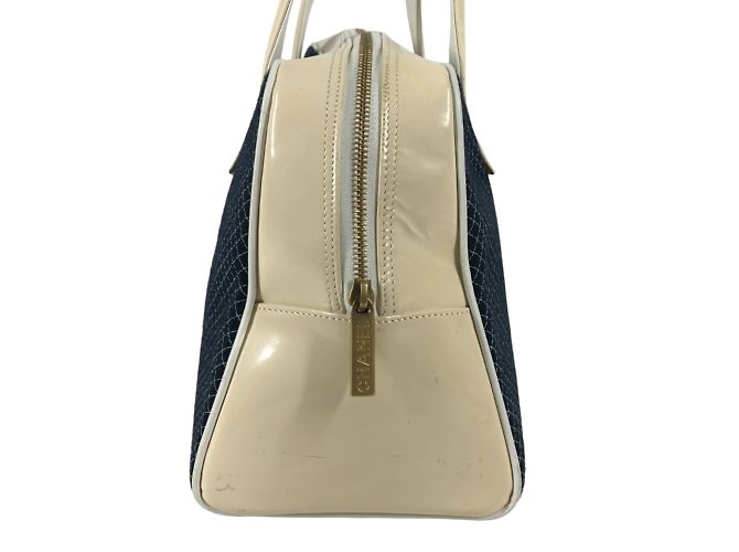 Borsa Boston Matelassé Chanel Bianco Blu navy - vista 4