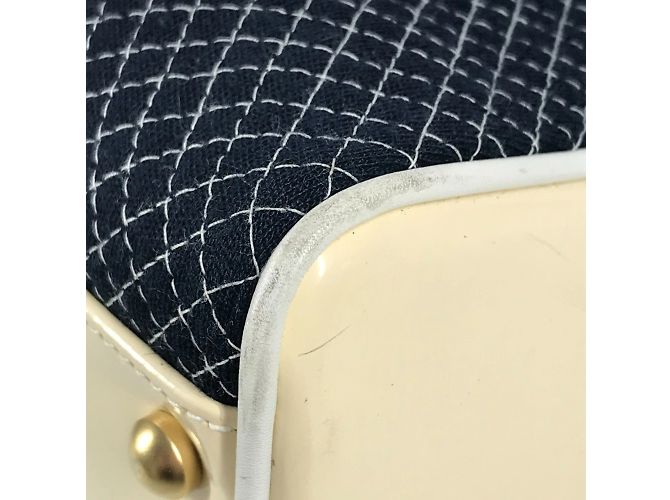 Borsa Boston Matelassé Chanel Bianco Blu navy - vista 6