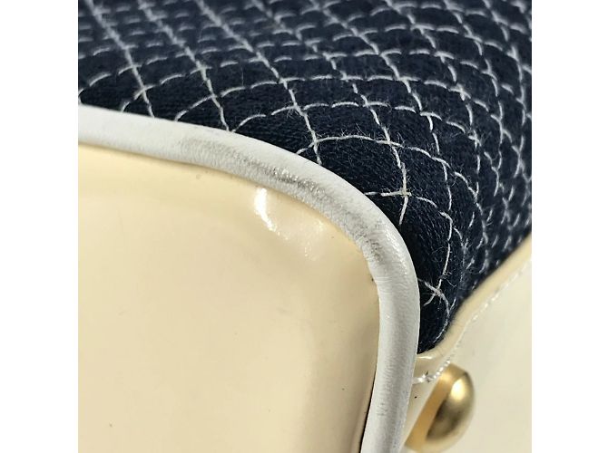 Borsa Boston Matelassé Chanel Bianco Blu navy - vista 9
