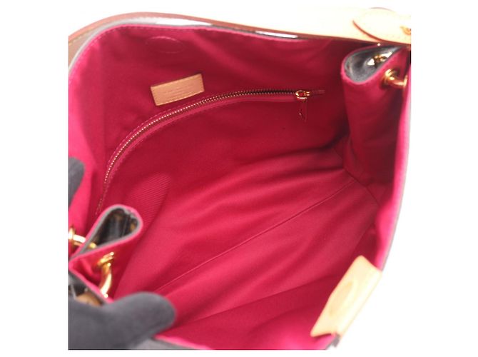 Borsa a Spalla Graceful PM di Louis Vuitton Marrone Rosa Monogramma - vista 3