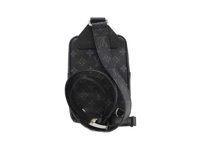 Borsa a tracolla esterna Taiga Llama Louis Vuitton M30741 Nero - vista 2