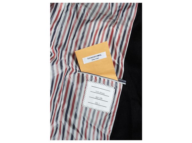 Thom Browne, schwarzer Trenchcoat - Ansicht 5