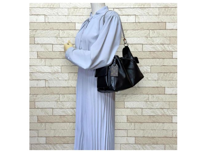 Borsa a Spalla Carryall Cargo Vibe PM Louis Vuitton Nero - vista 3