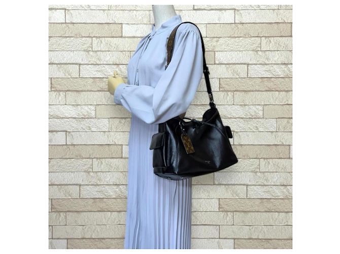 Borsa a Spalla Carryall Cargo Vibe PM Louis Vuitton Nero - vista 4