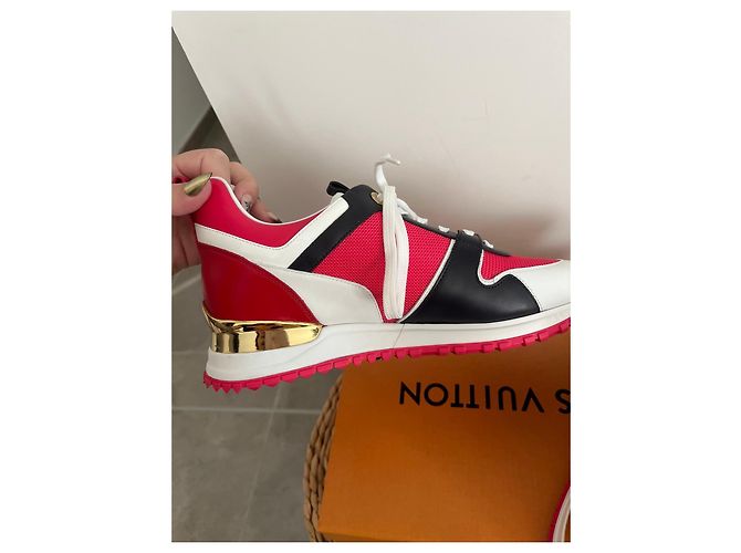 Sneaker Louis Vuitton Run Away – Pelle e Rete Rossa / Nera / Bianca Nero Bianco Rosso D'oro - vista 7