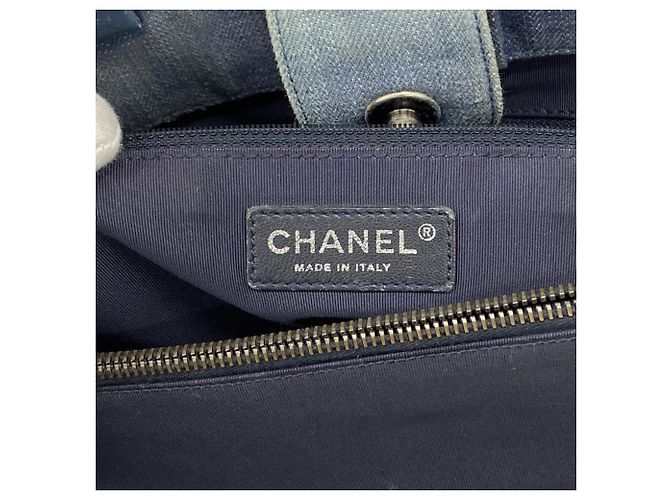 Borsa tote in denim blu Chanel Boy - vista 5