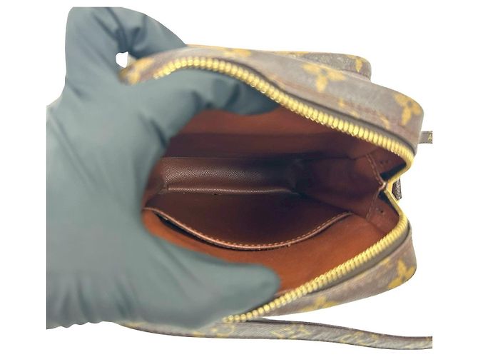 Borsa a Spalla in Pelle Monogram Amazon di Louis Vuitton Marrone - vista 10